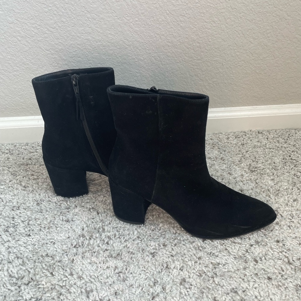 Stuart weitzman ankle boots